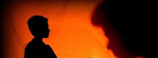 आधे अधूरे : बिखरे संबंधो की छानबीन